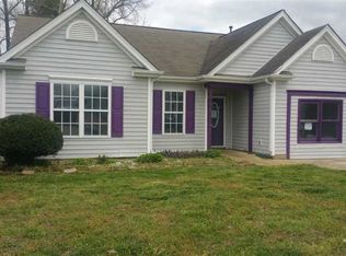 4401 Viewmont Dr, Raleigh, NC 27610