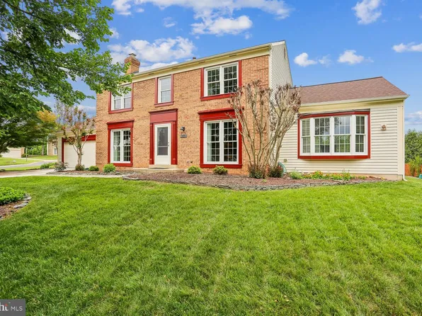 17223 Sandy Knoll Dr, Olney, MD 20832