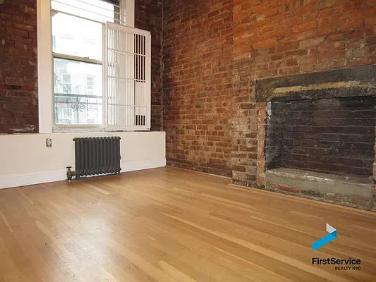 Rented by FirstService Realty (legacy) | media 22