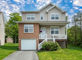 48 Gorsebud Clos, Halifax, NS B3S 1P6