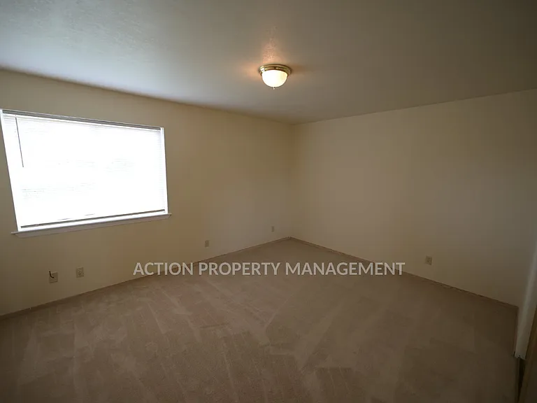 1464 Heath Rd — Photo 18
