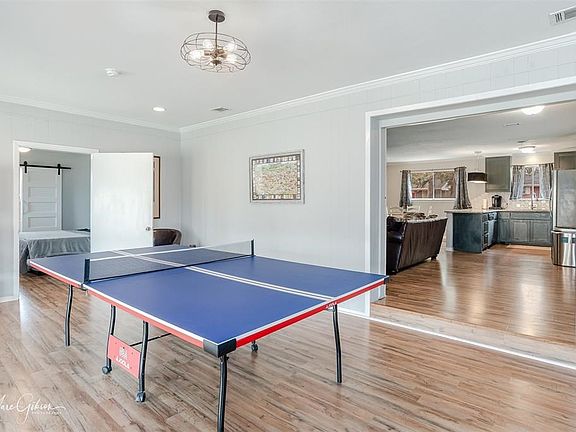3rd image of 8931 Marva Dr