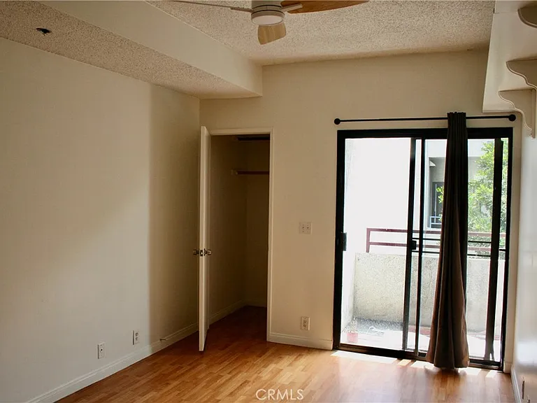730 W 4th St #306 — Photo 21
