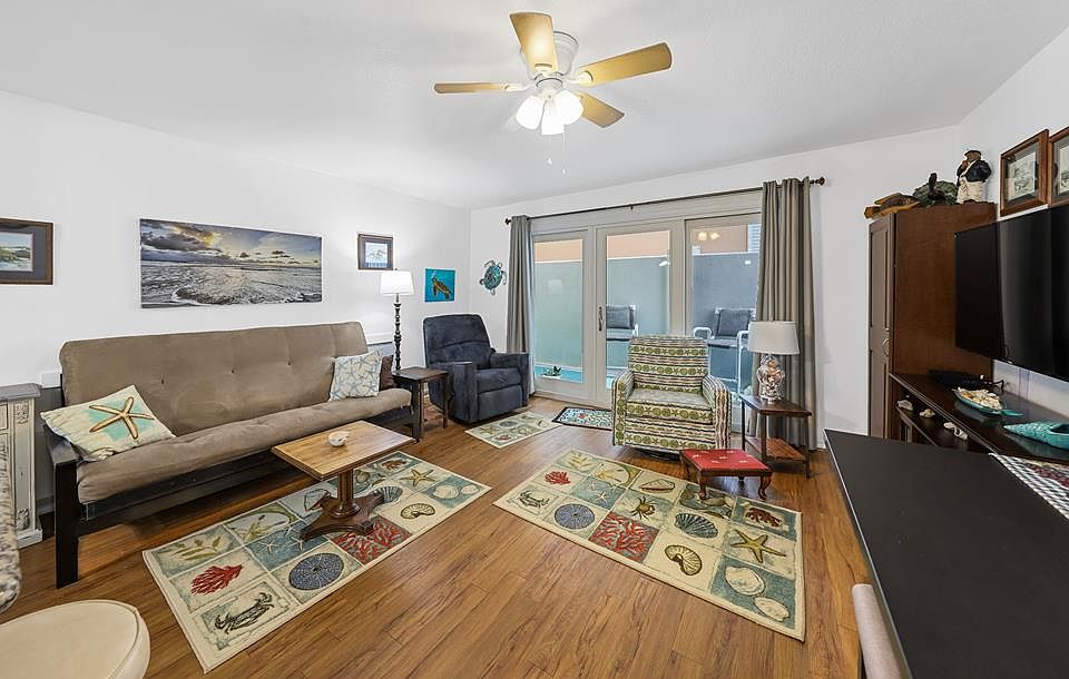1st image of 5008 Gulf Blvd APT 114