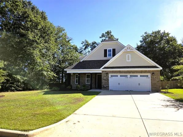 101 Hundley Dr, Enterprise, AL 36330