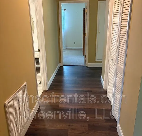 129 Foster Rd — Photo 10