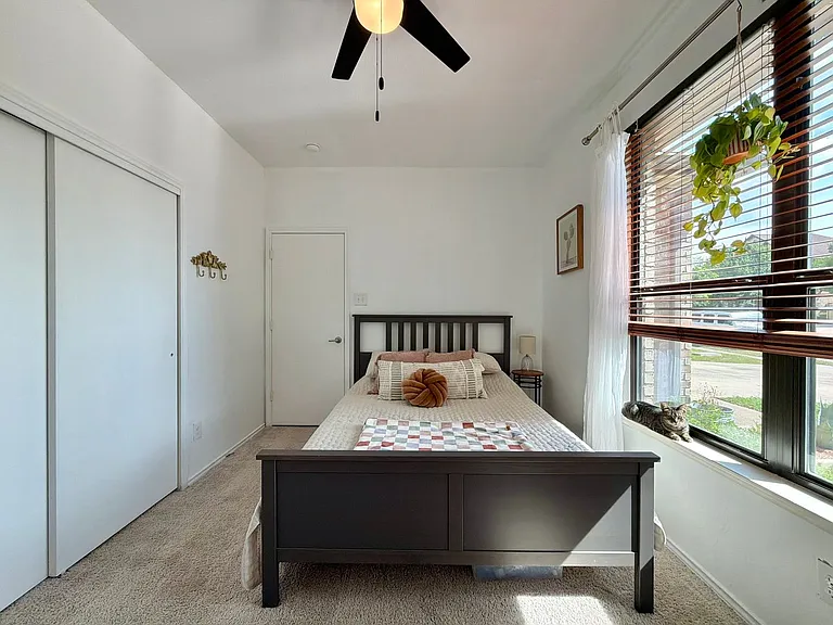 206 Briarwood Dr — Photo 26