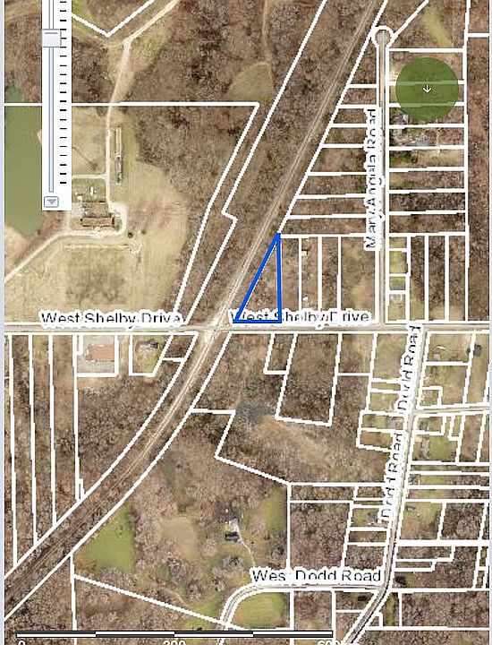 2nd image of 1676 W Shelby Dr