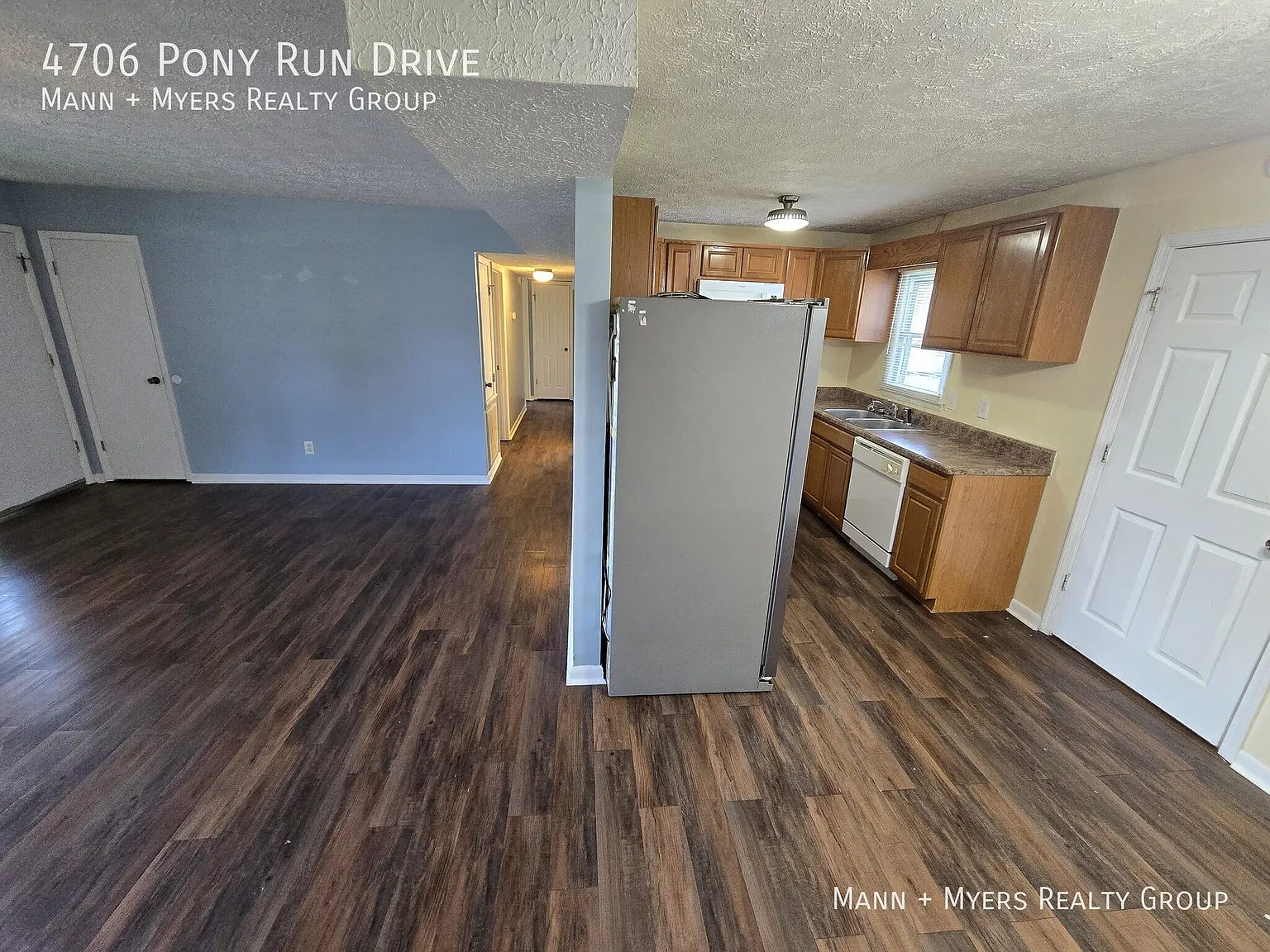 Charming 3 Bedroom Ranch in Woods Edge | Detached Garage, Spacious Yard, and Convenient Fayettevi... — Photo 4