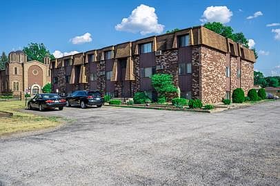 1st image of 949 E Joliet St APT 12