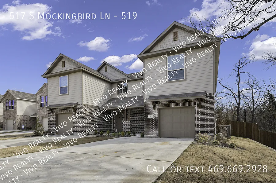 Building Photo - 517 S Mockingbird Ln #519