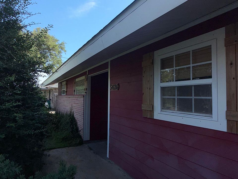 1st image of 5425 8th Ave