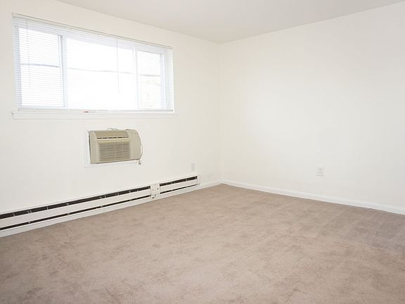 5th image of 8723 W Chester Pike #D04