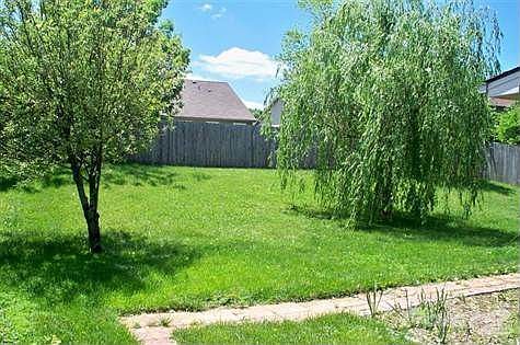 2nd image of 306 Blue Spruce Ct