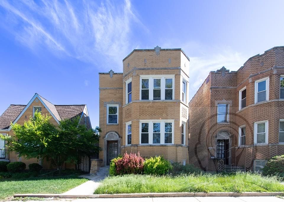 1st image of 5057 W Newport Ave #2