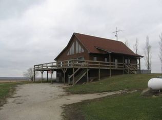 1593 E 3rd Rd, Lostant, IL 61334