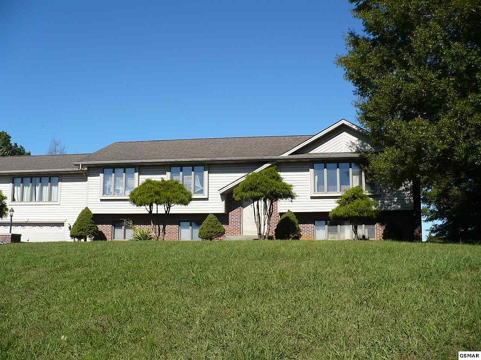 2nd image of 370 Grandview Dr