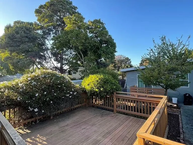 1435 Parker Street — Photo 17
