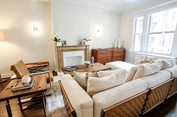 Rented by Stonehenge NYC LLC | media 36