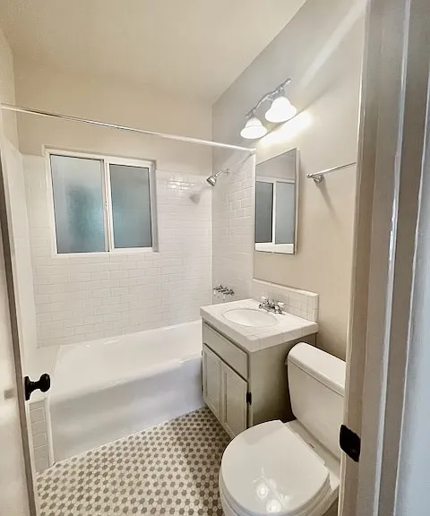 505 E Broadway #2 — Photo 16