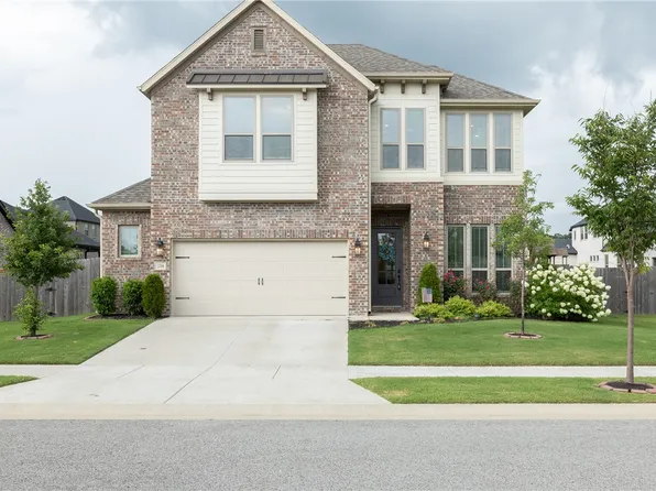 3758 W Dahlia Way, Fayetteville, AR 72704