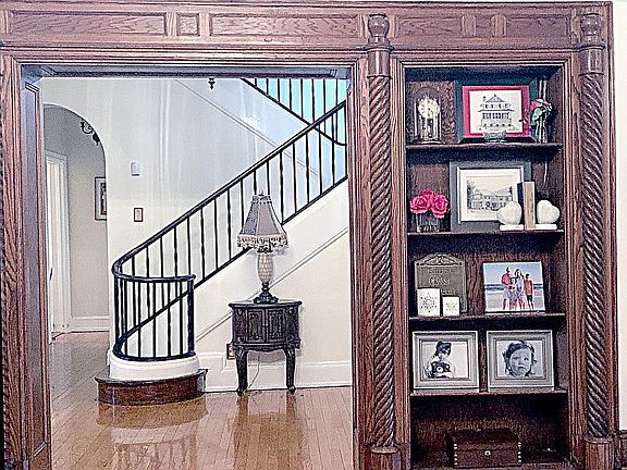 Main Room Wood Detail