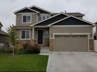 530 Wind River Dr, Windsor, CO 80550