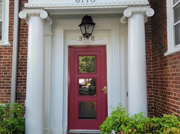 3770 39th St NW APT F138, Washington, DC 20016