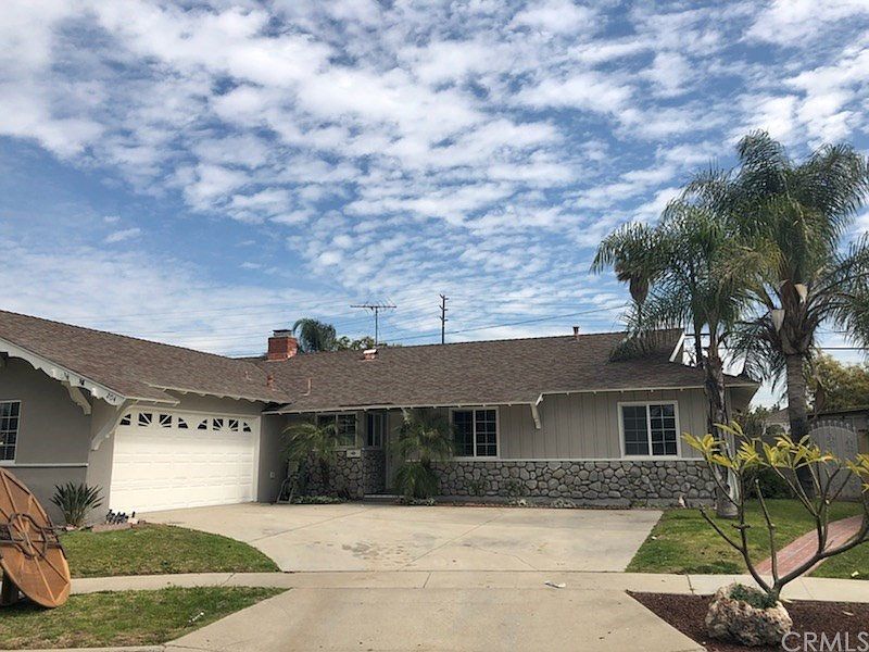1st image of 204 N Plantation Pl