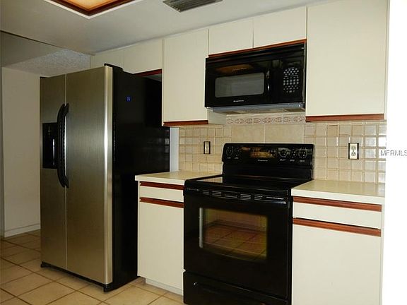 5th image of 2713 Herndon St
