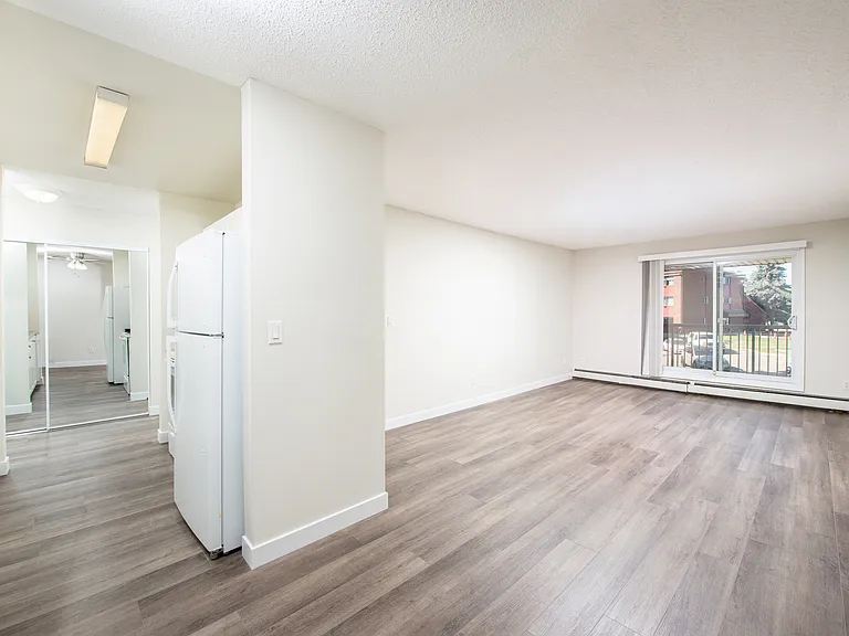 4608 52nd Ave — Photo 33