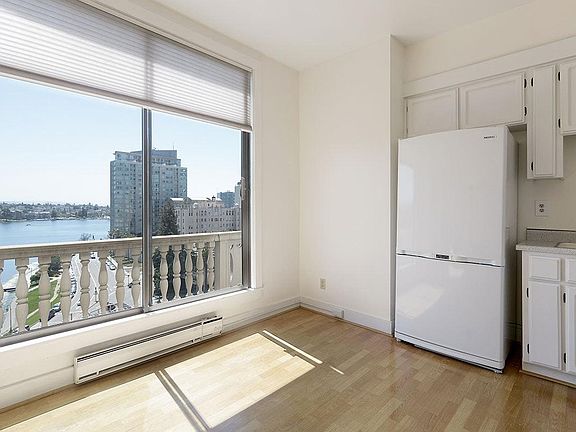 Eat in kitchen with view