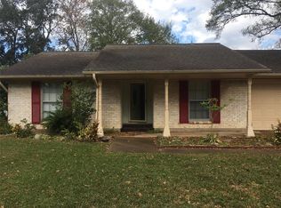 1014 W Flamingo Dr, Seabrook, TX 77586