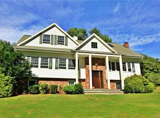 25 Finnerty Pl, Putnam Valley, NY 10579