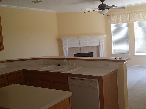 2nd image of 7826 Palisades Dr