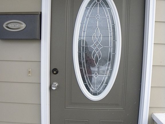 Great door to welcome you home each day!