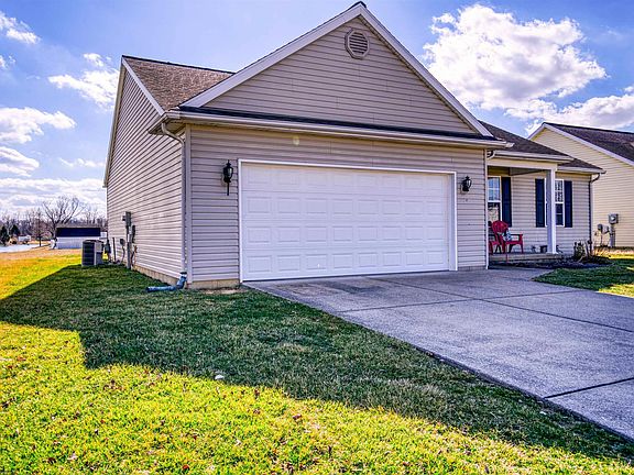 3rd image of 4505 Mayflower Dr