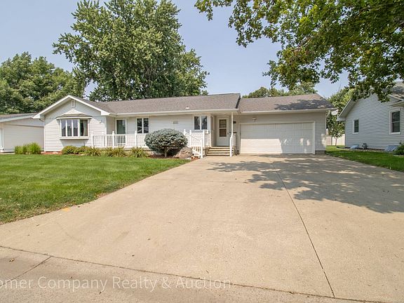 3rd image of 2031 12th St