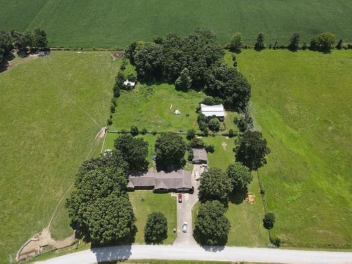 1st image of 511 Mount Pleasant Rd