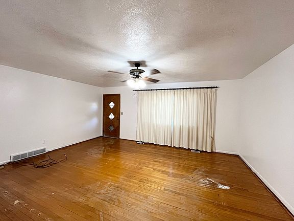 5th image of 4606 Marlin Dr