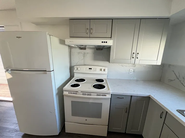 1220 NE 84th Ave — Photo 17