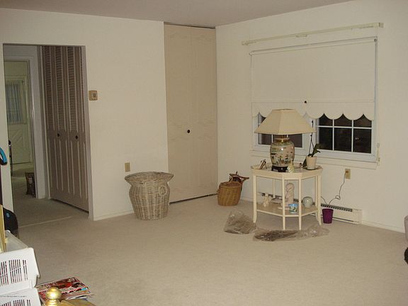 4th image of 1173 Clydebank Court #D