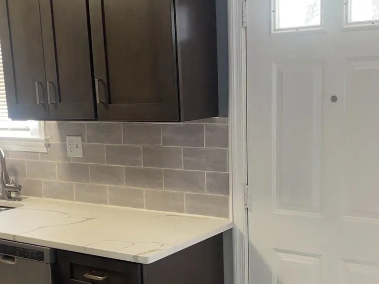 821 Maury Ave — Photo 9