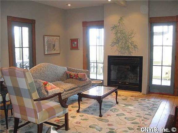 2nd image of 47463 Cathedral Ave
