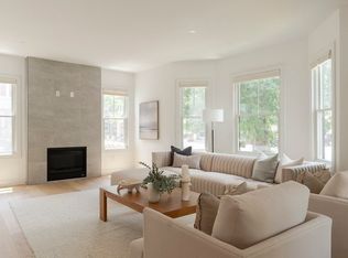 177 Thorndike St #1, Brookline, MA 02446