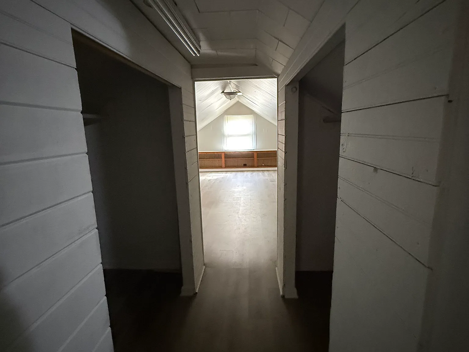 2 bed, $1,100 — Photo 3