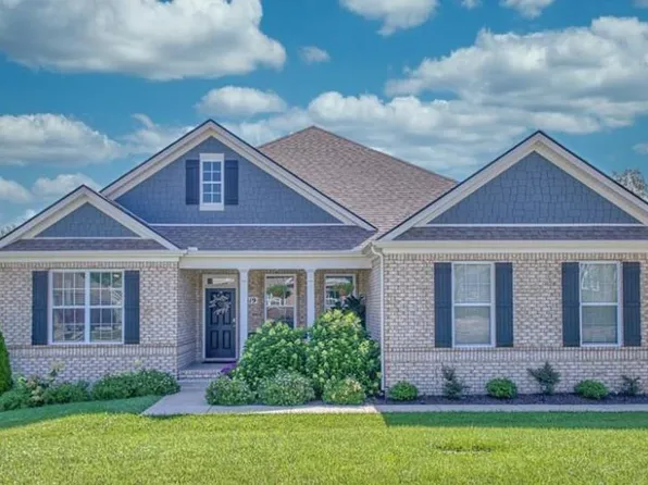 319 Greymoor Ln, Cookeville, TN 38501