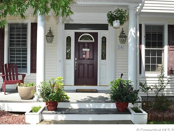 2nd image of 24 Bayberry Ln