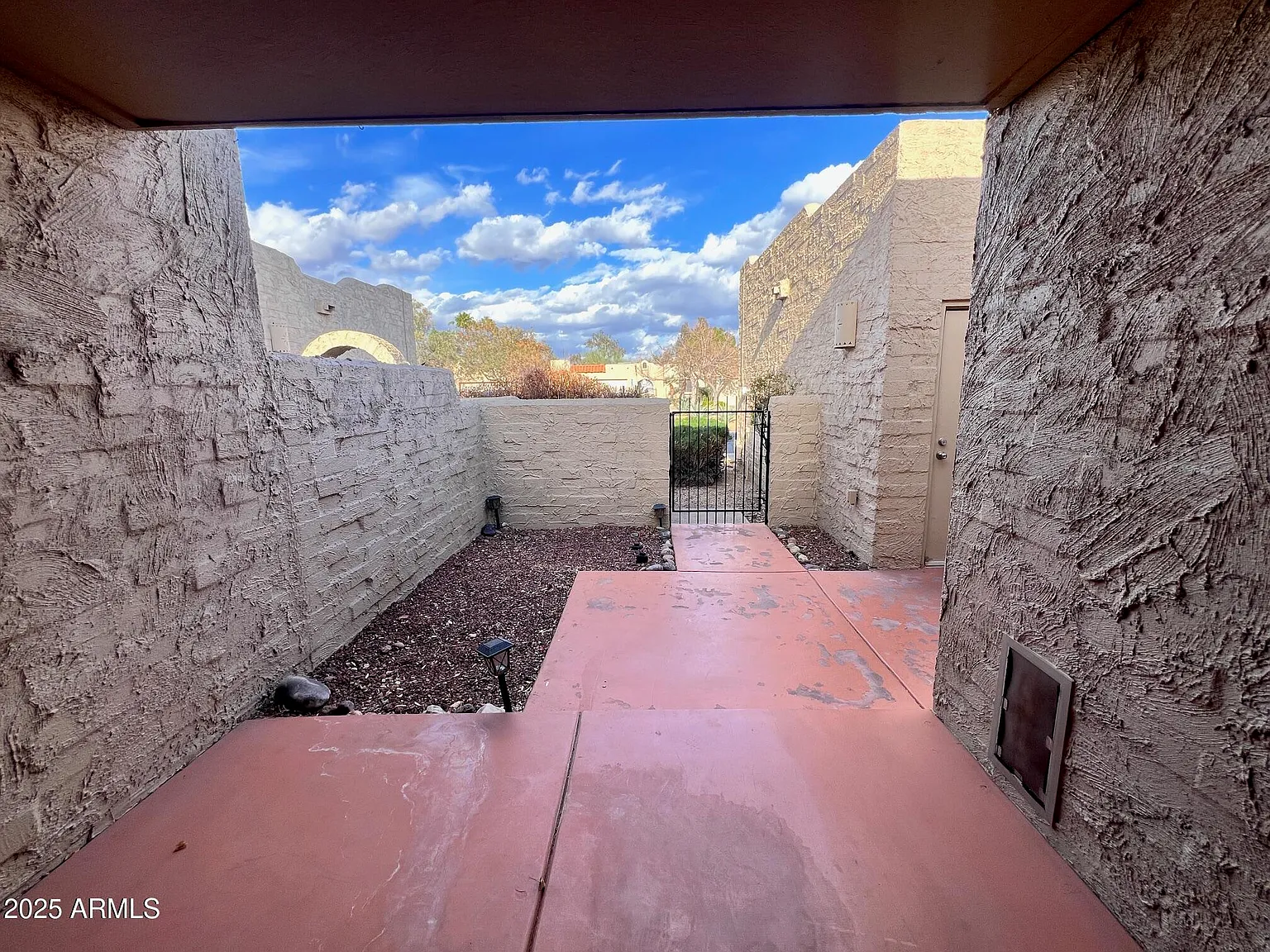 3 bed, 2.0 bath, 1487 sqft, $1,800 — Photo 4