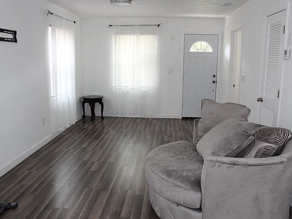 4th image of 1610 Elizabeth Ave
